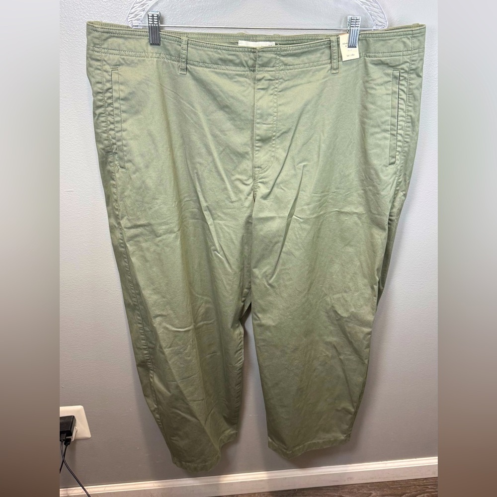 Abercrombie & Fitch Women's NEW Green Chino‎ Khaki Dress Pants Size 18